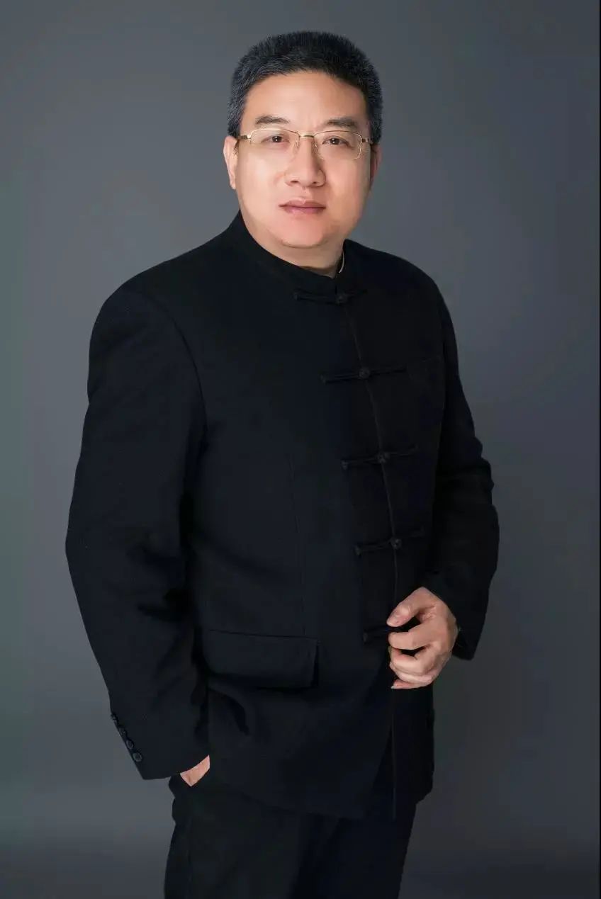 齐鲁晚报|申作伟荣获第九届“广厦奖”优秀专家组长